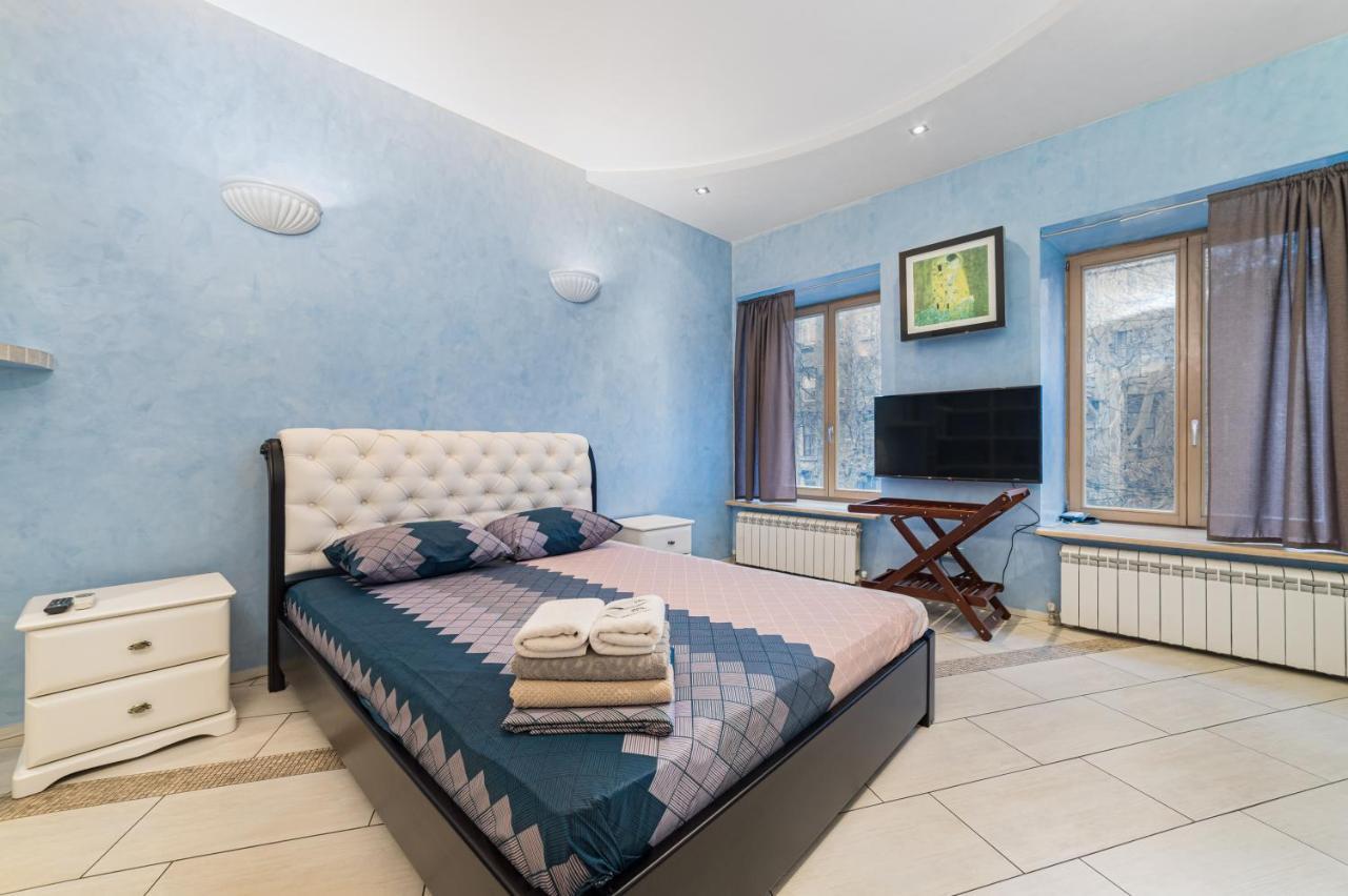 Classical Deribasivska 3-Bedrooms Apartment Odessa Esterno foto
